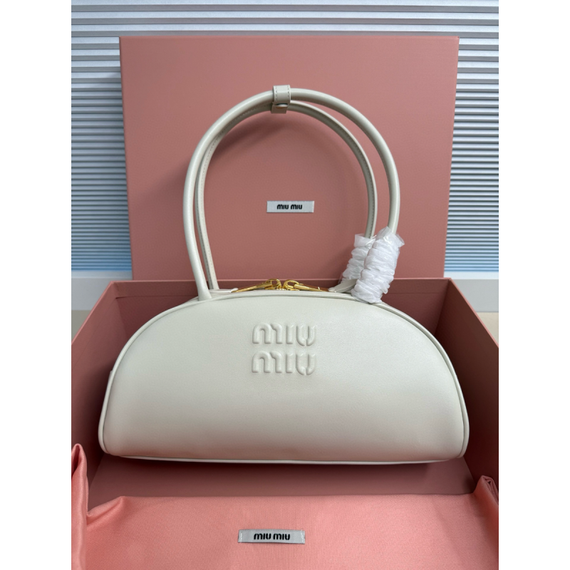 Miu Miu Beau Tasche aus Leder