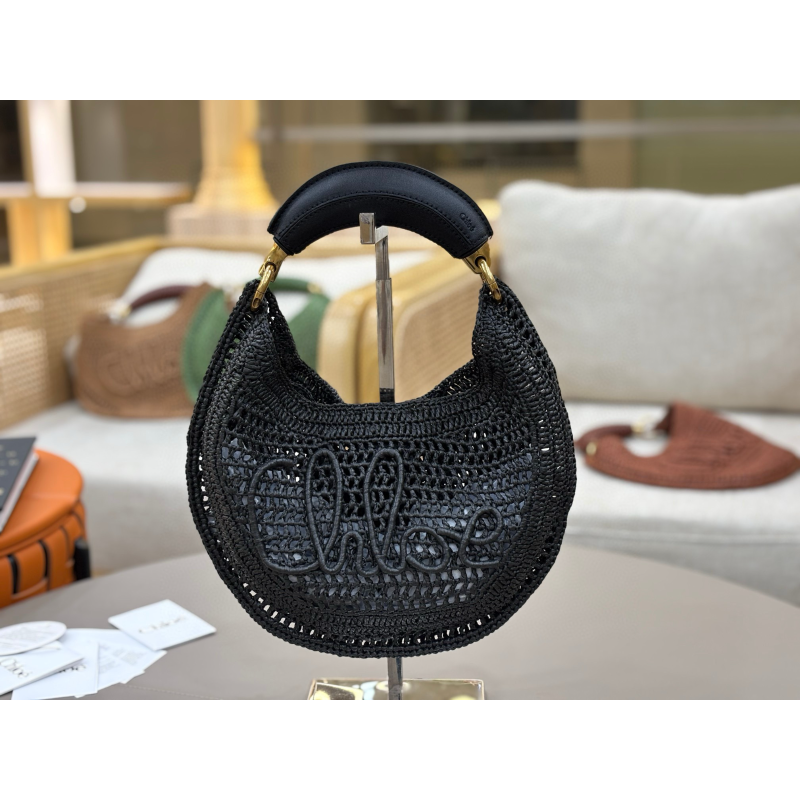 Chloe Summer Banana Hobo bag in Raffia 