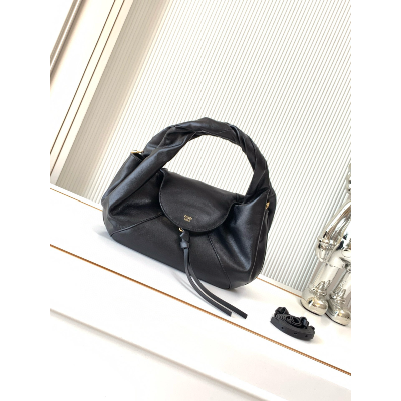 Fendi Spy Small Tasche aus Leder in Schwarz