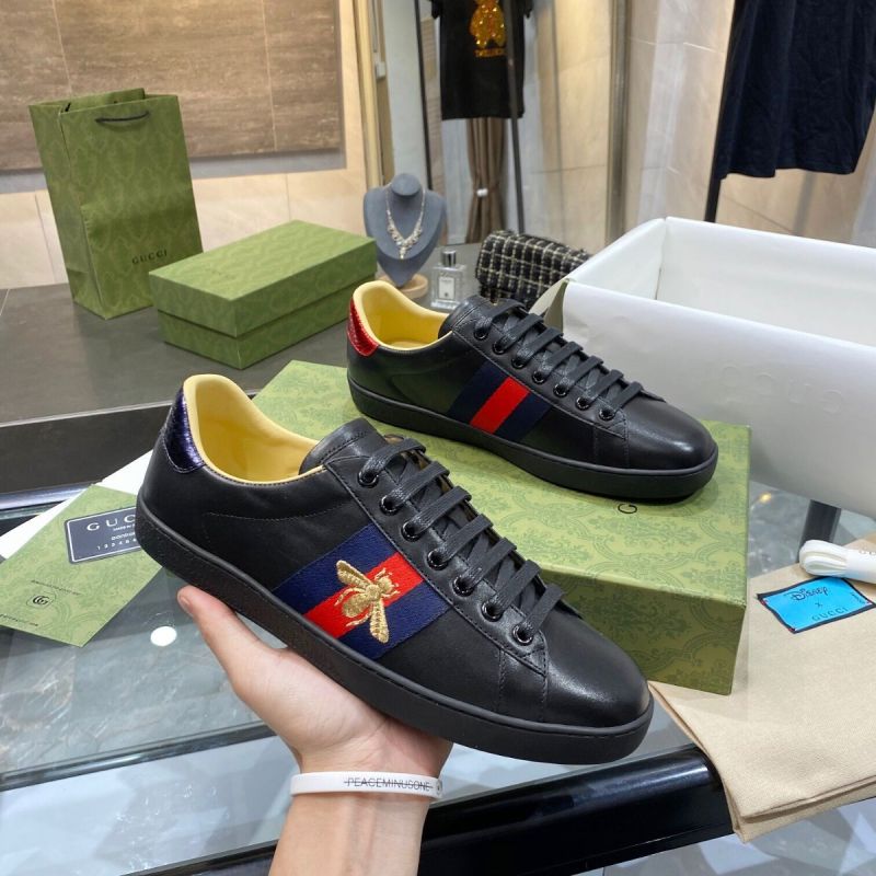 Gucci Classic Leather Sneakers 