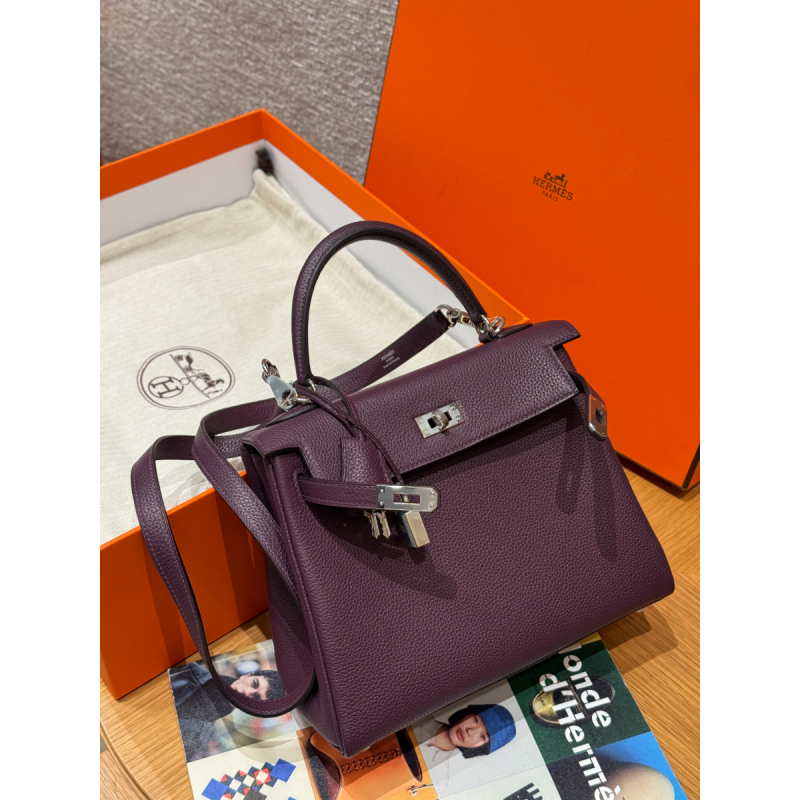 Hermes Kelly 25 / 28  in togo leather-Cassis
