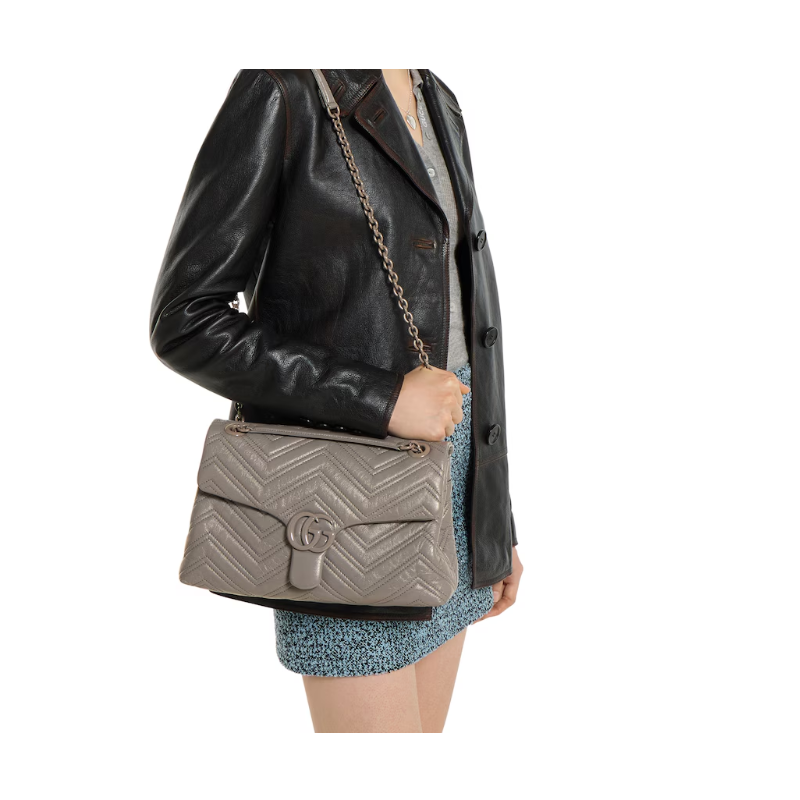Mittelgroße GG Marmont Schultertasche