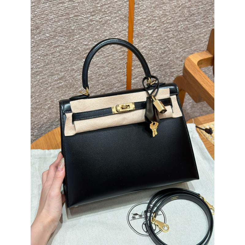 Hermes Kelly 25 / 28  in Box Leather-Black